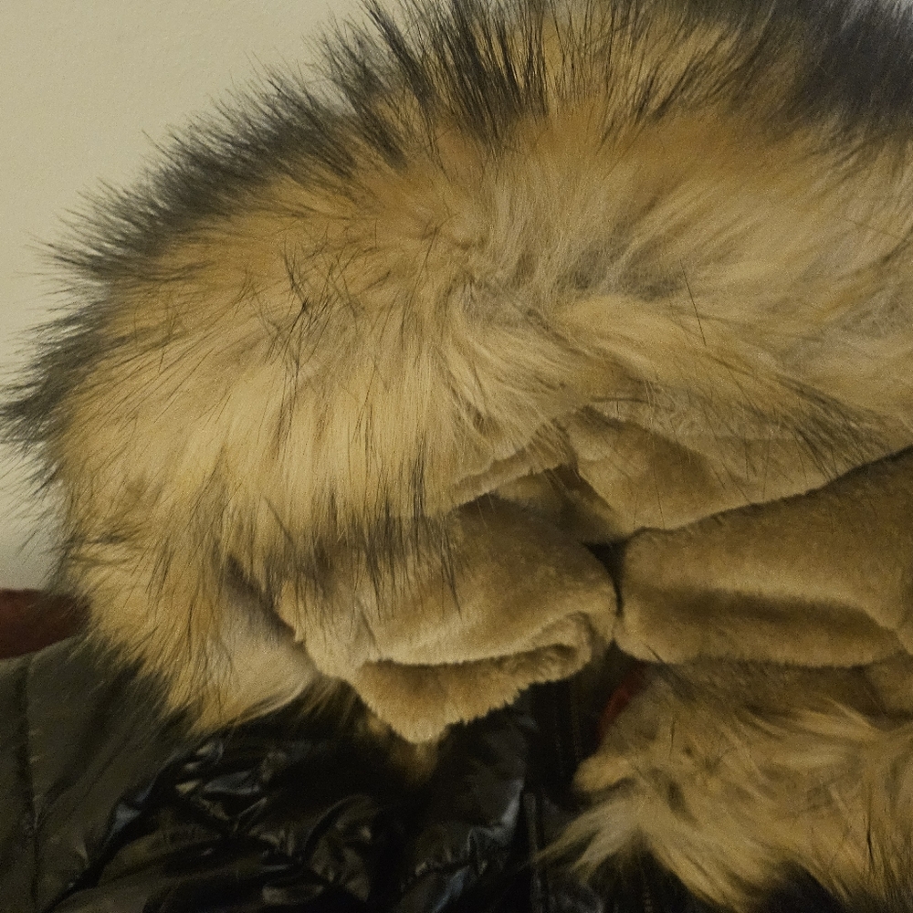 Coat super warm and very nice looking black